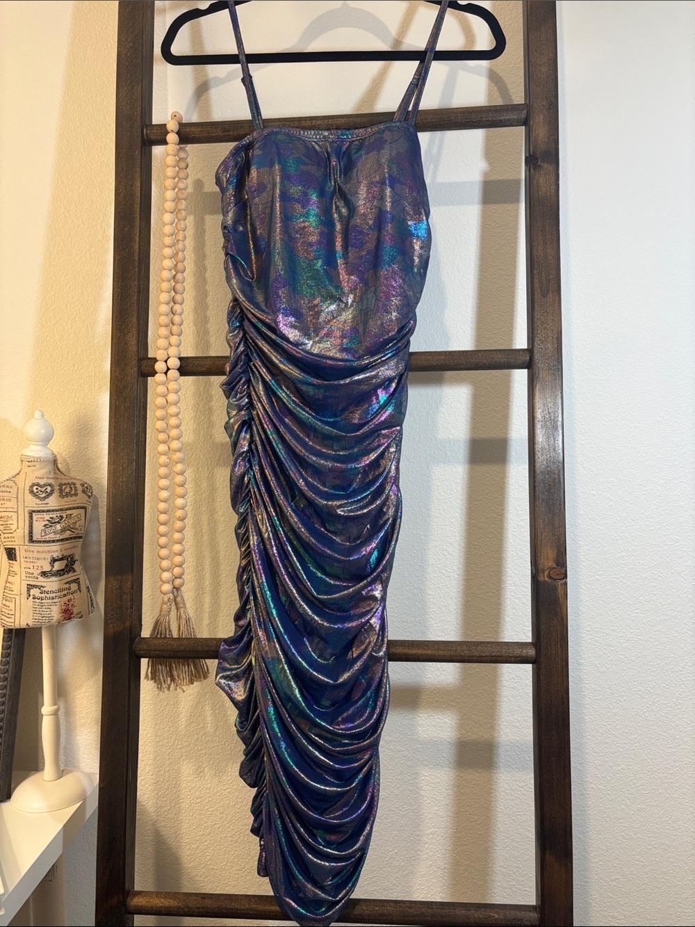 Iridescent Blue-Purple Ruched Prom Dress - Sleeveless Spaghetti Strap